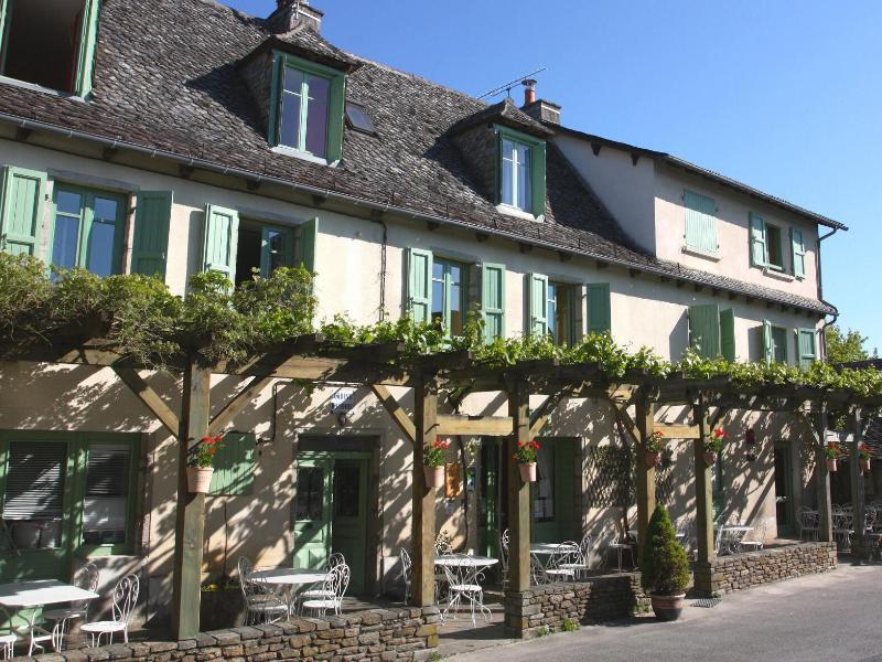Logis Auberge Du Fel Le Fel Exterior photo